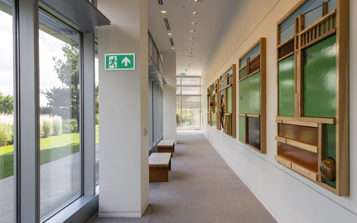Eaton FlexiTech noodverlichtingsfamilie voor vluchtrouteverlichting