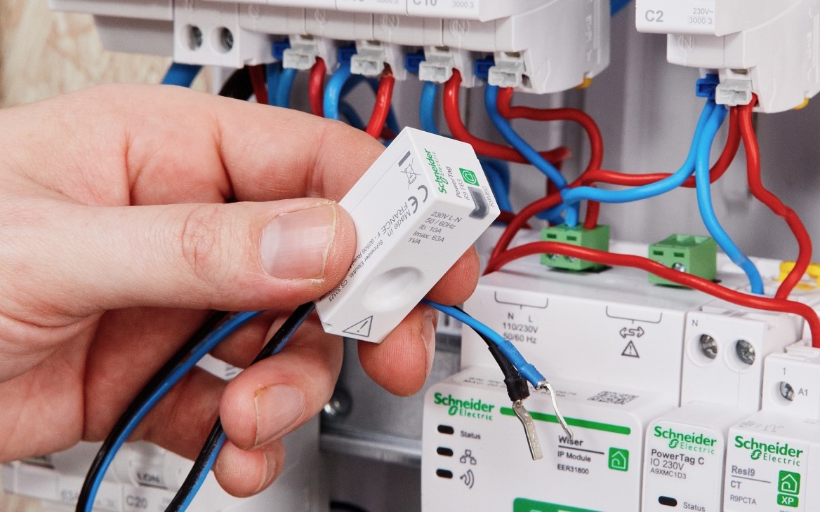 Schneider Electric PowerTag System